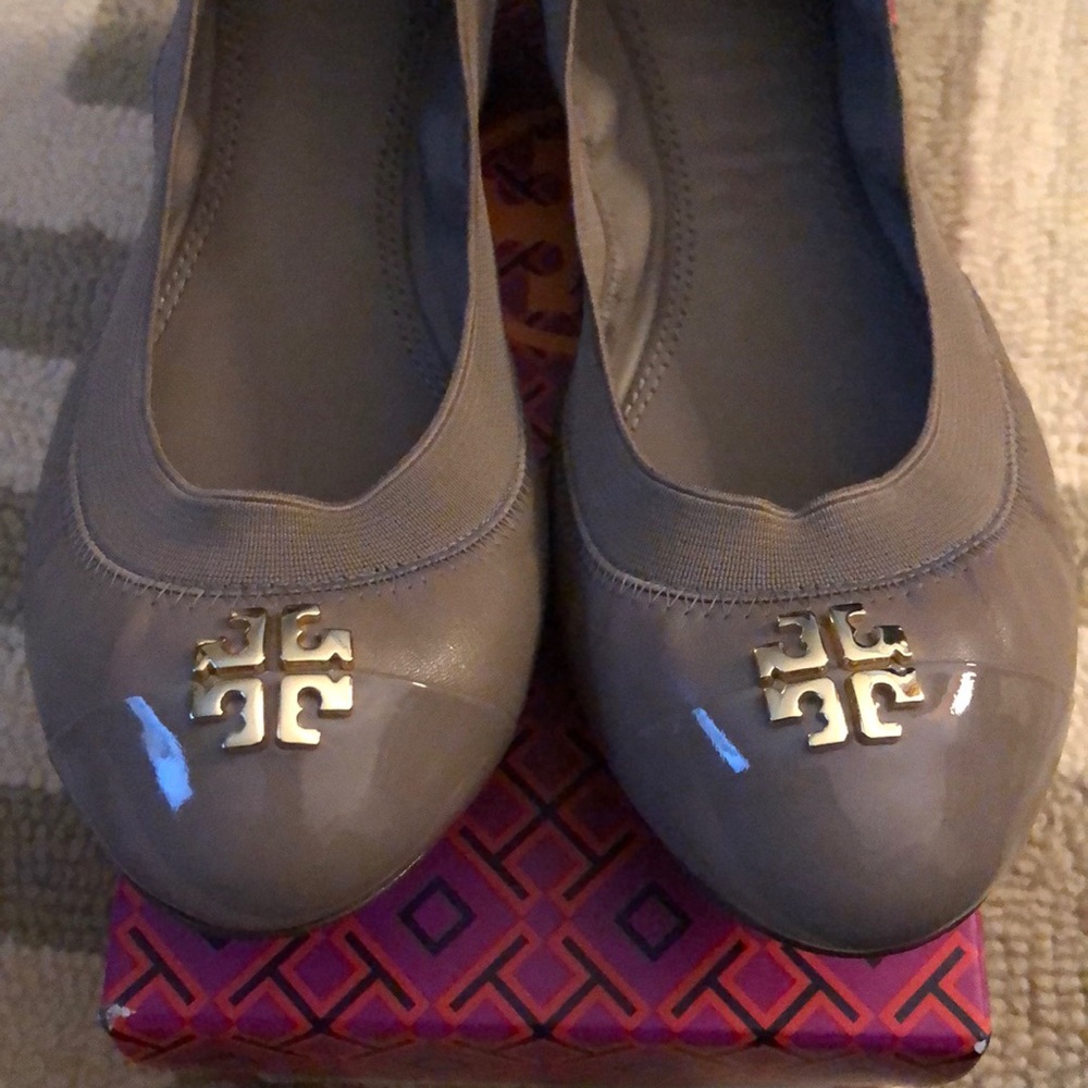 Tory Burch French Gray Jolie